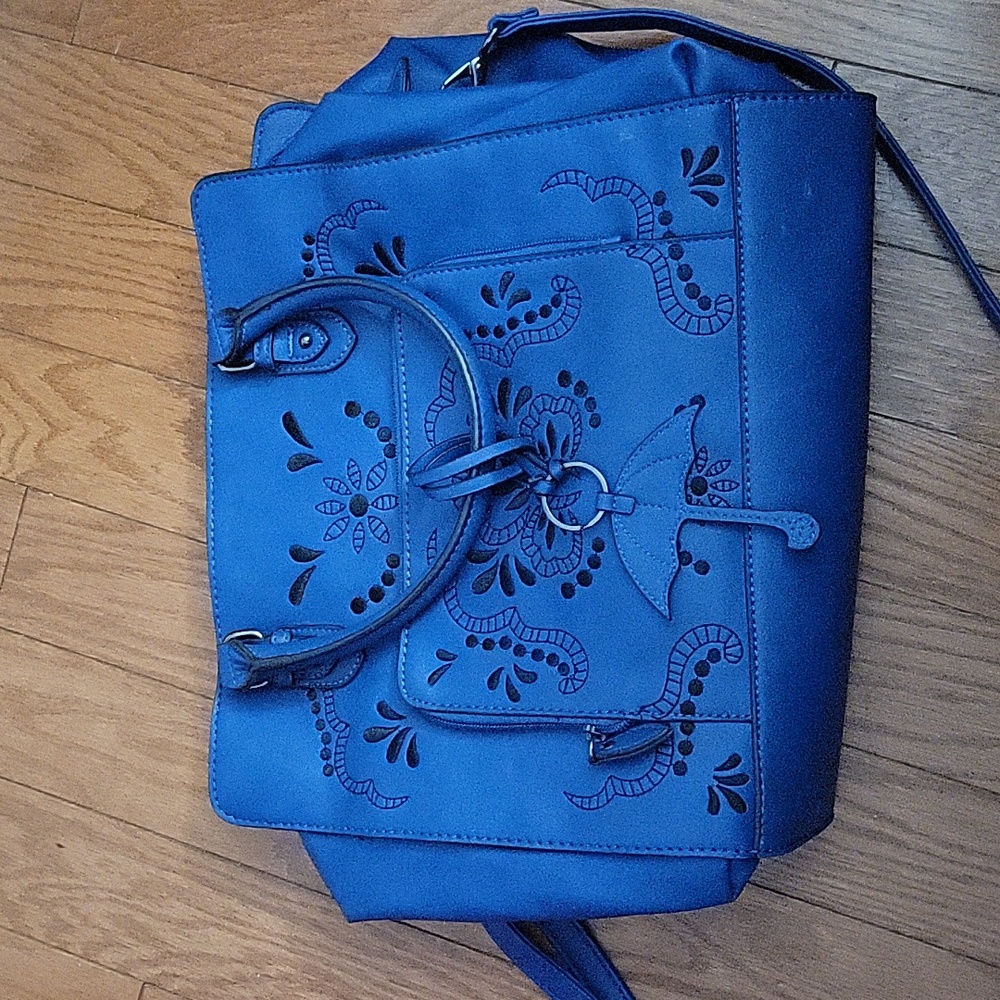 Danielle Nicole “Mary Poppins” Handbag